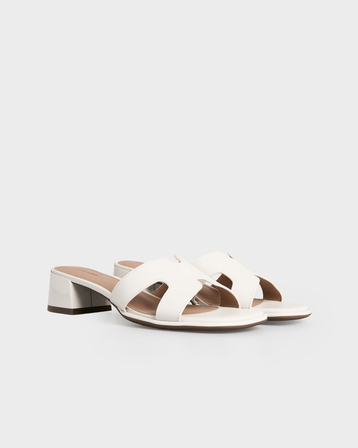 #color_ivory
