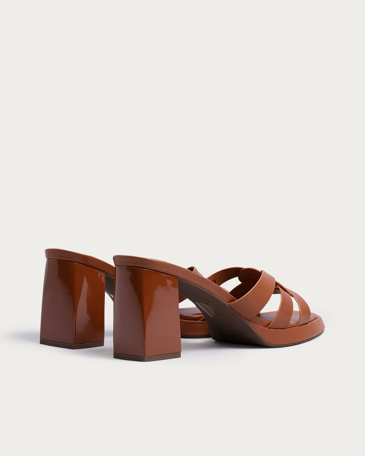#color_brown